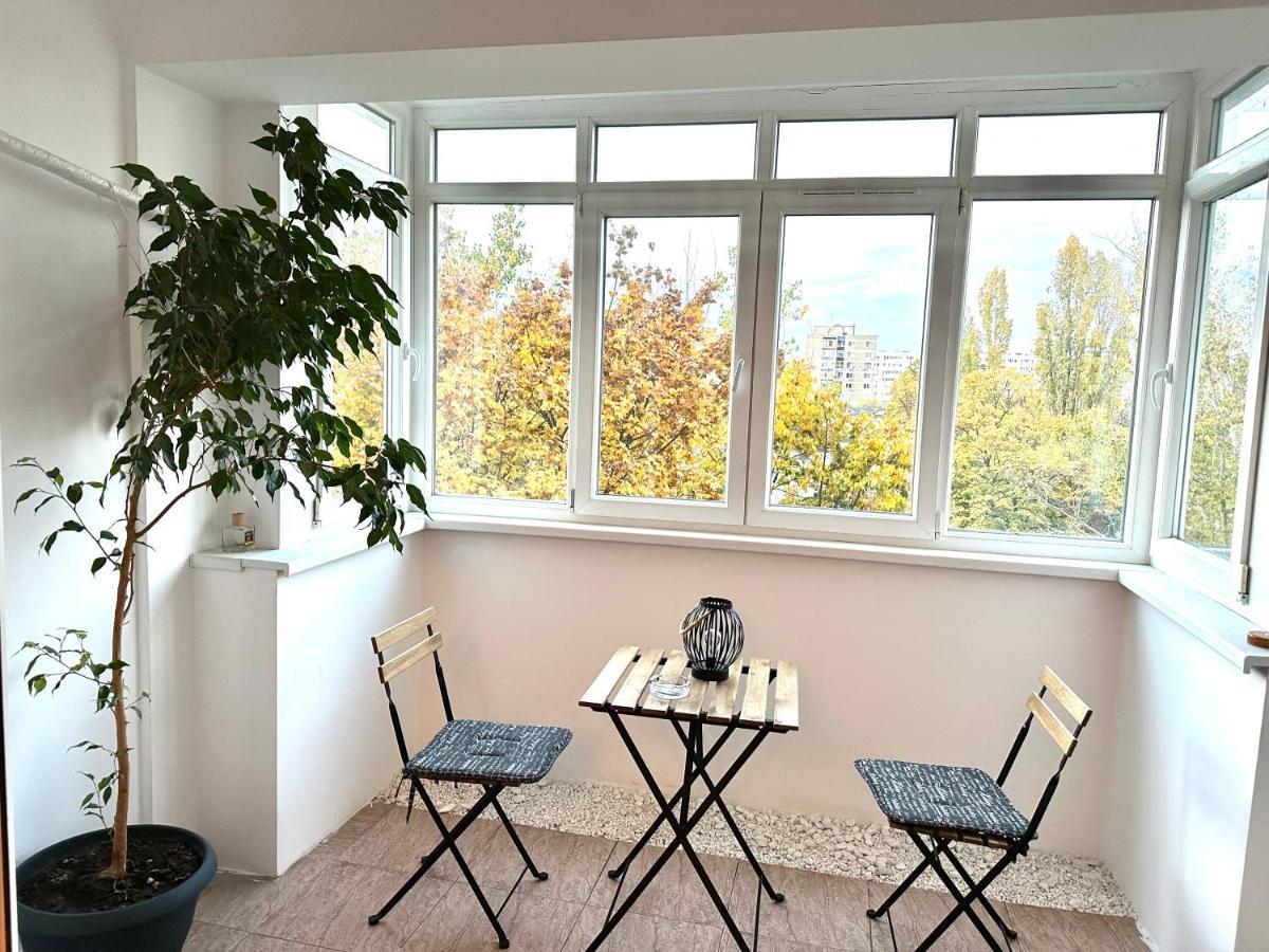 Vintage Bucharest Apartment Екстериор снимка